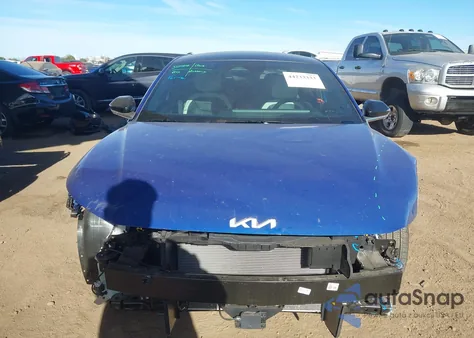 2025 Kia K4 Gt-Line z USA, uszkodzony, nr VIN 3KPFW4DE4SE191969